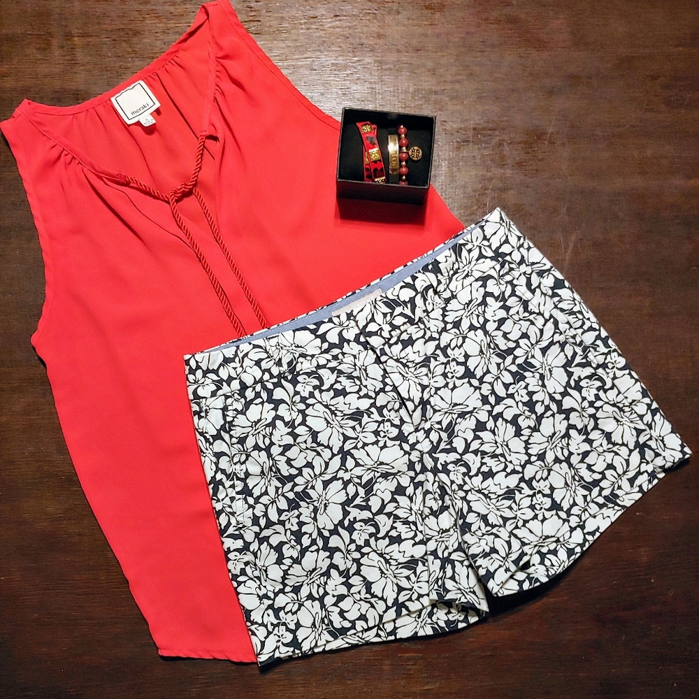 Banana Republic Black & White Floral Shorts